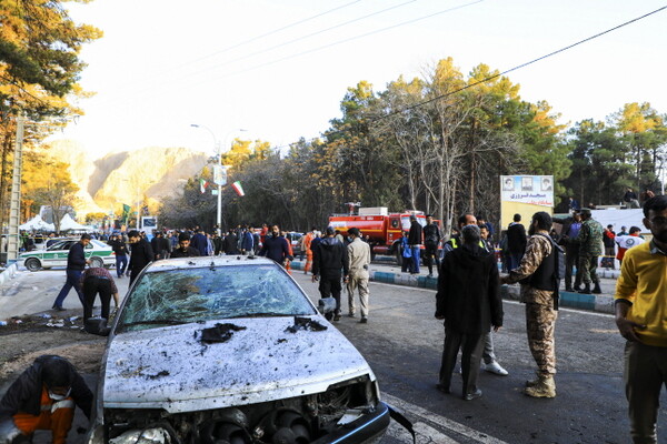 이란에서 발생한 폭탄테러 현장[AP 연합뉴스. 재판매 및 DB 금지]